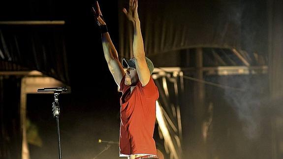 Enrique Iglesias, puro espectáculo en Starlife