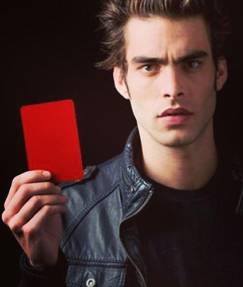 Jon Kortajarena, tras la concentración por Leyre: «Nos volveremos a encontrar jugando en el parque»