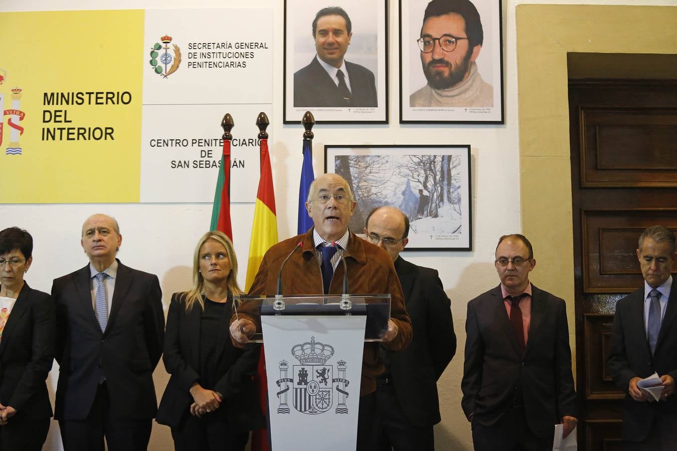 Fernández Díaz alerta a ETA de que no podrá perpetuarse como «actor político»