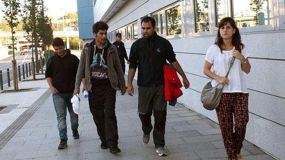 Dos de los refugiados hallados en un camión frigorífico en Hernani recurrirán su expediente de expulsión