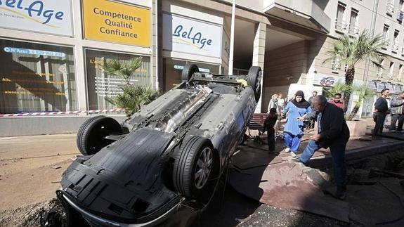 16 muertos y tres desaparecidos en Francia por las inundaciones