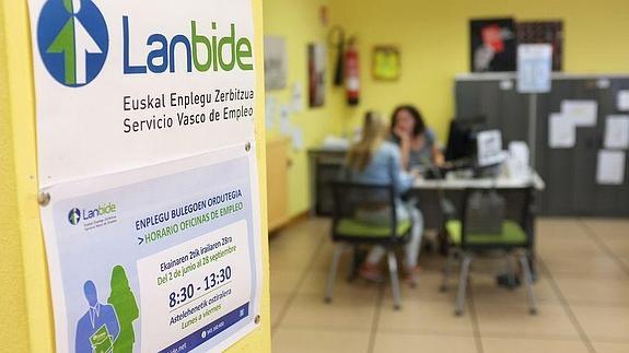 Gipuzkoa redujo en 5.300 personas su población ocupada en el tercer trimestre