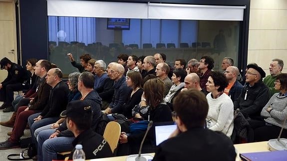 Dirigentes de ANV y PCTV se desvinculan de ETA y defienden su militancia política