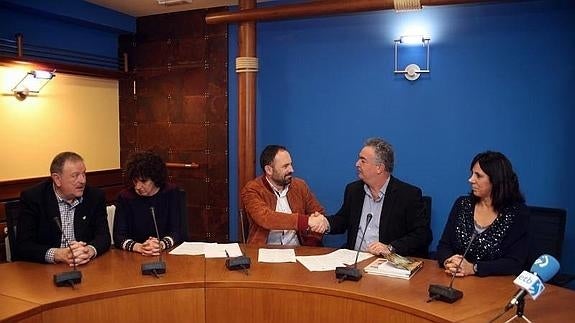 La Diputación subvenciona la compra del astillero Mutiozabal por parte del Ayuntamiento de Orio