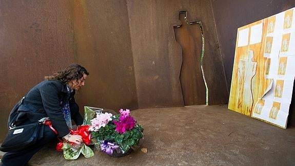 El PSE-EE recuerda a Joseba Pagazaurtundúa en el 13 aniversario de su asesinato