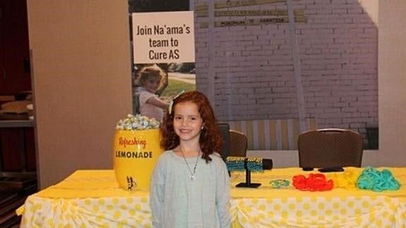 Con seis años recauda 92.000 dólares para su hermano enfermo vendiendo limonada y golosinas