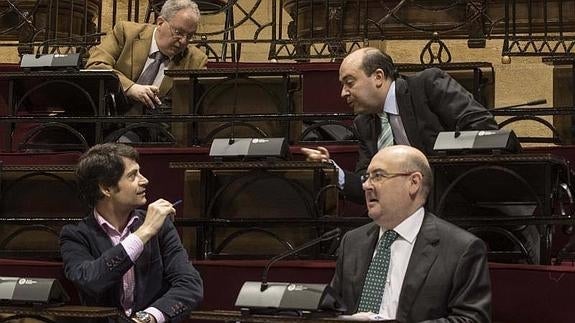 Aldecoa afirma que se siente «abandonado» y recuerda que sigue siendo militante del PP