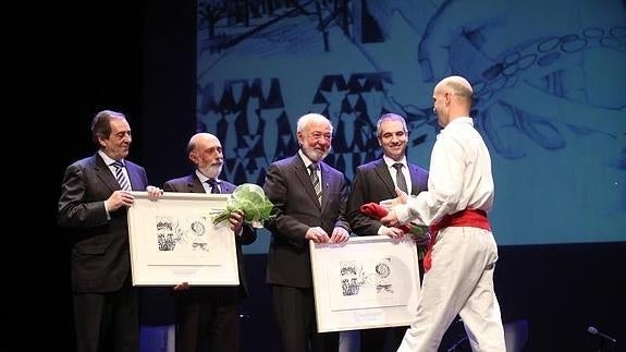 Gernika celebra el 79 aniversario de su bombardeo recordando a los refugiados