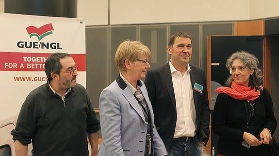 Bronca en el pleno del Parlamento Europeo por la visita de Otegi