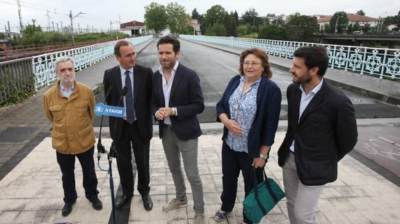 Sémper aboga por «desterrar de la política los muros, las fronteras y el enfentamiento»
