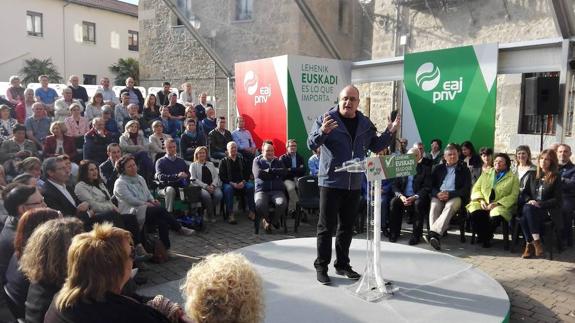Egibar eleva la temperatura de la campaña