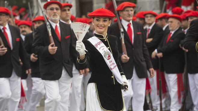 Conoce a las cantineras del Alarde tradicional