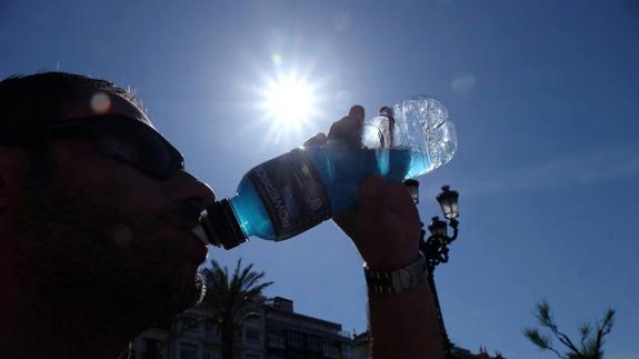 El viento sur hará que los termómetros superen los 30 grados en Gipuzkoa