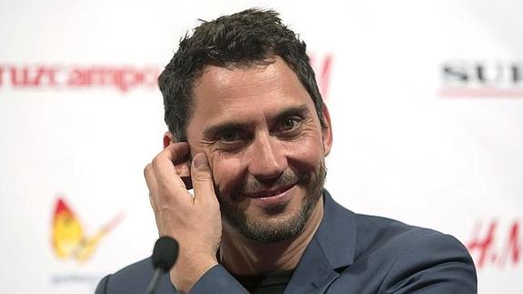 Paco León vuelve a asombrar con un peculiar desnudo