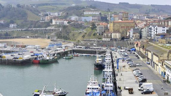 Los puertos deportivos vascos gestionados por EKP acogen 2.073 barcos en tránsito