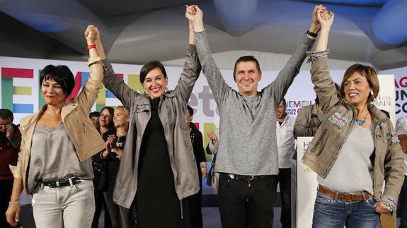 Elecciones vascas: El resultado electoral da aire a EH Bildu para afrontar la reestructuración de la coalición