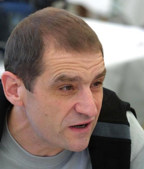 Registran dos pisos en Francia en busca de 'Josu Ternera'