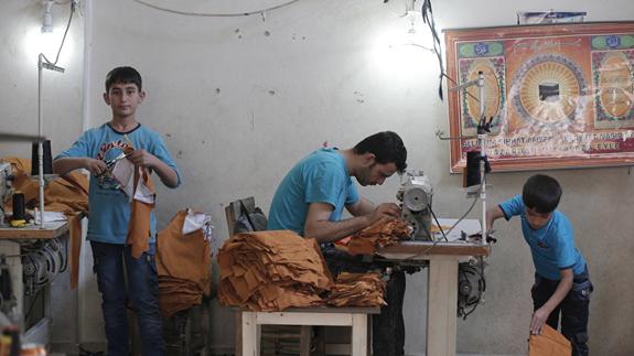 ¿Compramos ropa de moda hecha por niños refugiados sirios?