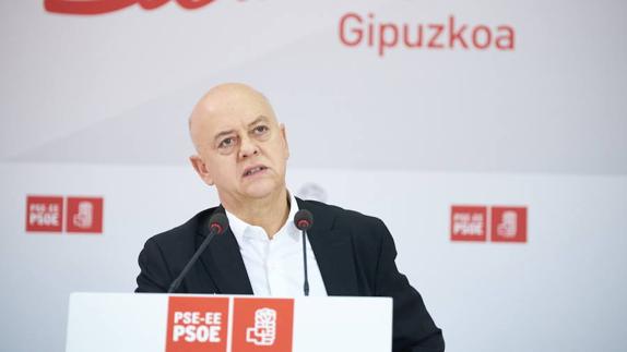 Odón Elorza, entre los doce diputados del PSOE que mañana votarán 'no' a Rajoy