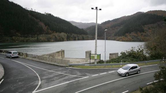 El embalse de Ibai-eder está en nivel de alerta y los de Lareo, Barrendiola y Urkulu en prealerta