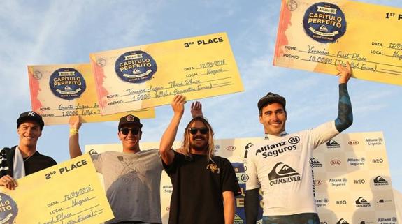 Aritz Aranburu gana el campeonato Capitulo Perfeito en Nazaré