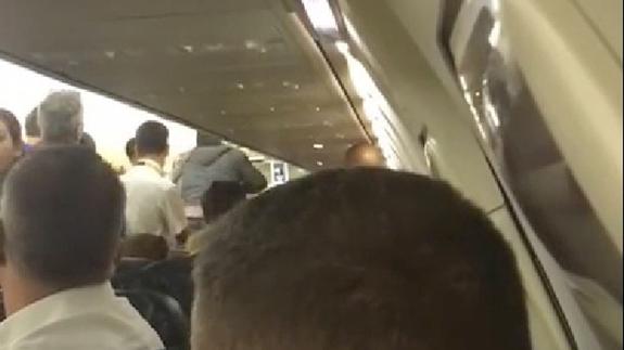 Una violenta pelea entre pasajeros obliga a desviar un vuelo entre Bélgica y Malta