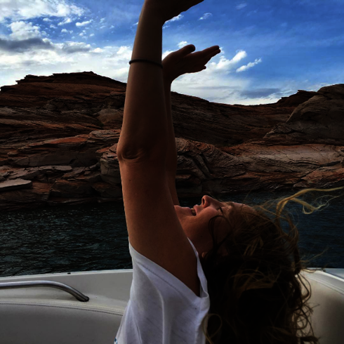 Drew Barrymore, Cameron Díaz, Nicole Ritchie y más se van a la montaña