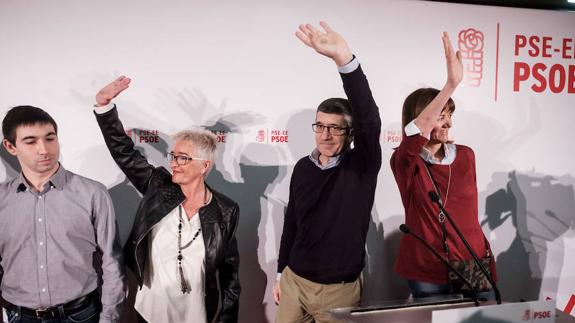 El mensaje de unidad de Patxi López se hace fuerte en Donostia