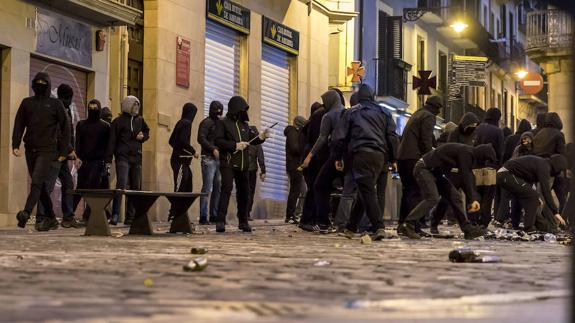 El expreso de ETA Jon Iurrebaso califica de «franquista» la reacción de EH Bildu por los disturbios de Pamplona