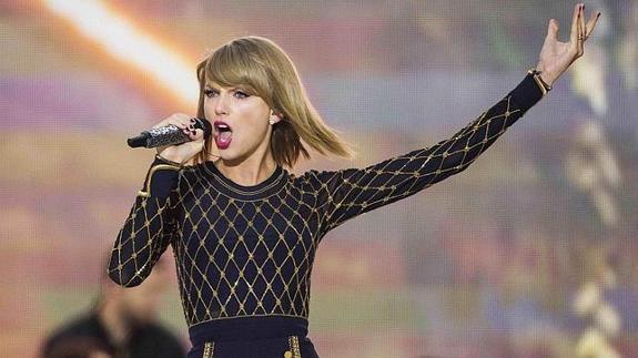 Taylor Swift sigue batiendo récords con Shake it Off