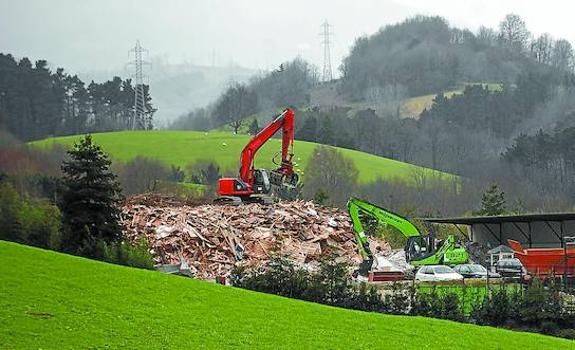 El Gobierno Vasco investiga malas prácticas con los residuos de las obras de Gipuzkoa