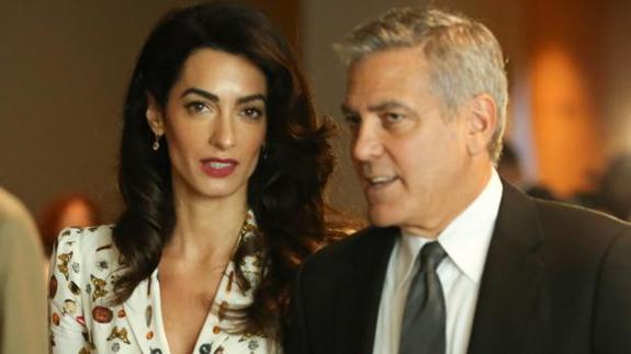 Amal Clooney comienza la cuenta atrás de su embarazo