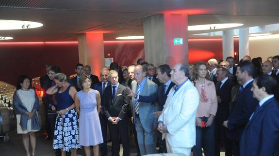 Vega Sicilia inaugura una bodega en Álava en la que ha invertido 22 millones de euros